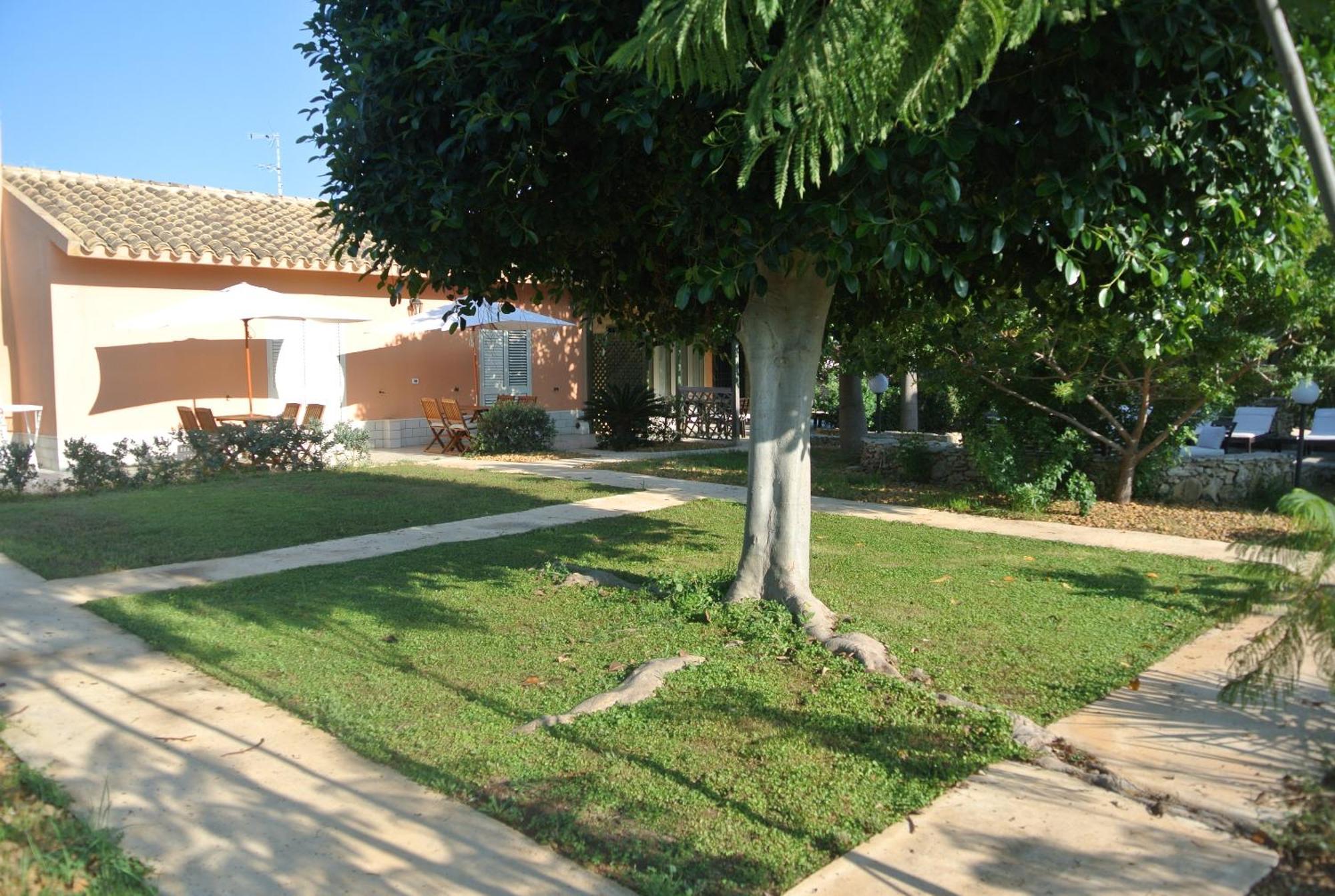 Villa Carlotta Resort San Leone Exterior photo