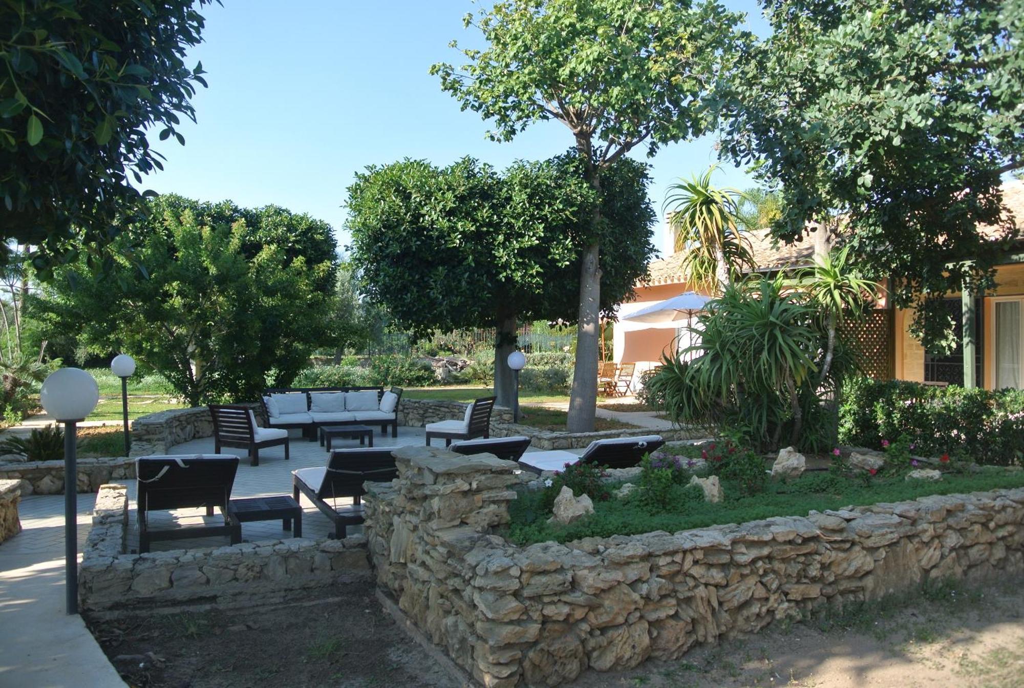 Villa Carlotta Resort San Leone Exterior photo